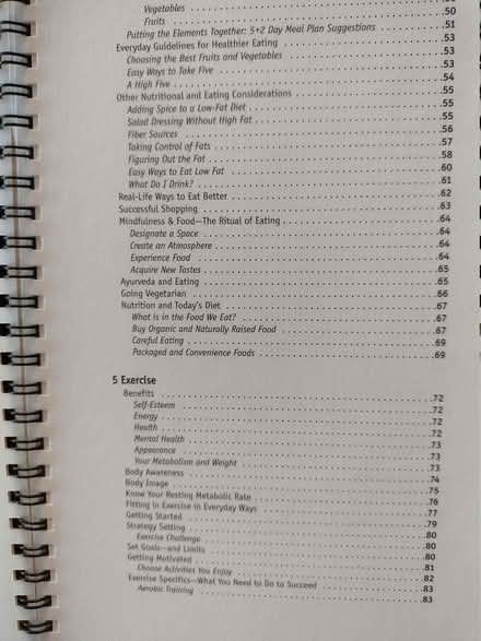 Photo of free Well being / nutrition book (Horsell GU21) #3