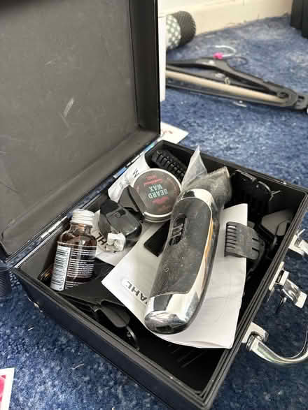 Photo of free Wahl clipper set (Oswestry SY11) #1