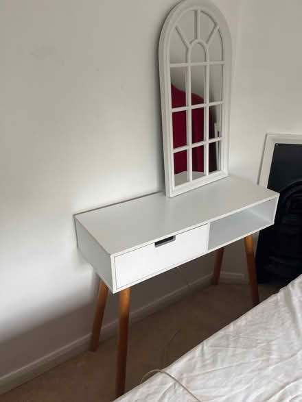 Photo of free Small dressing table (Brentford) #1