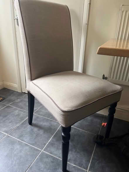 Photo of free Small table and 2 chairs (Brentford) #4