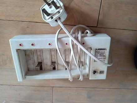 Photo of free Battery charger (Hayling Island PO11) #1