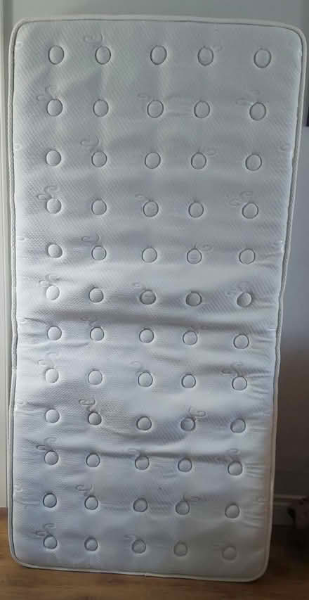 Photo of free Standard single mattress (Falkland KY15) #3