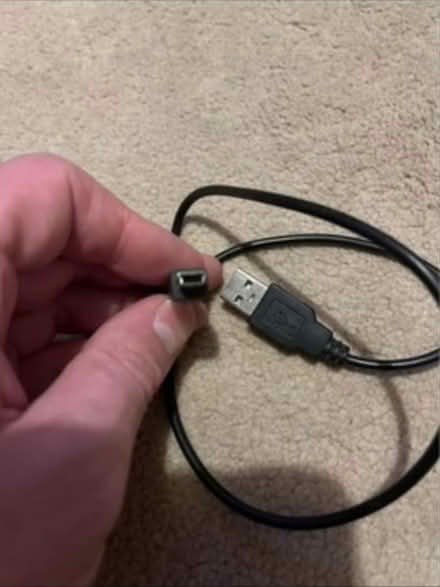 Photo of USB Cable A to Mini-B (Iceland LE2) #3