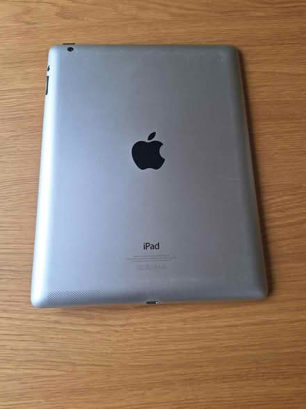 Photo of free Spares/Repair old iPad (Bedhampton PO9) #4