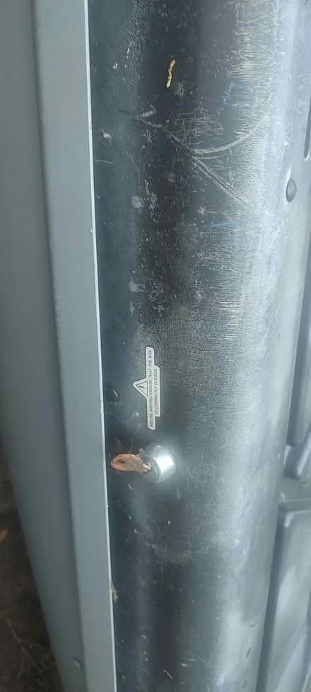 Photo of free Halfords roof box (Shooters hill SE18) #4
