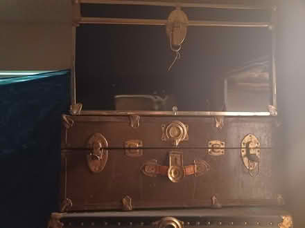 Photo of free Foot locker/trunks (Bellevue BCC area) #2