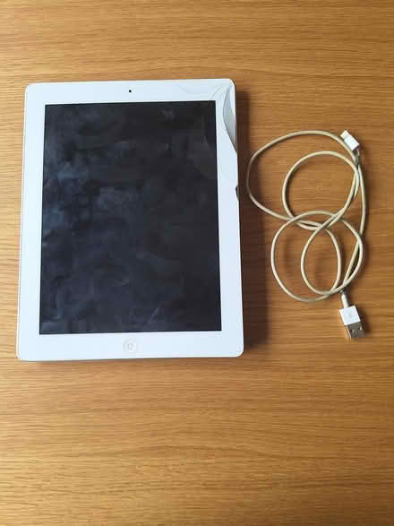 Photo of free Spares/Repair old iPad (Bedhampton PO9) #1