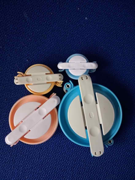 Photo of free Set of pom-pom / bobble makers (Dursley GL11) #1