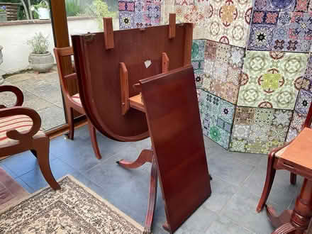 Photo of free Dining room table and six chairs (CT154BG) #3