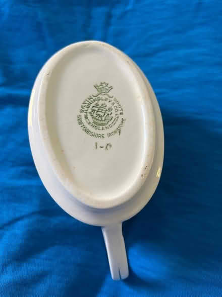 Photo of free Midwinter gravy boat (Battersea SW11) #3