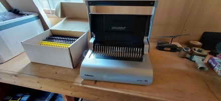 Photo of free Ring binder (BR8) #2