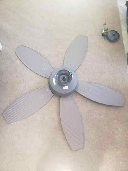 Photo of free Harbor Breeze 5 Blade Fan (Clarksburg) #2
