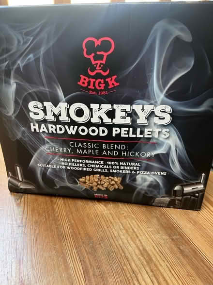 Photo of free pellets for smokers/ pizza ovens (chiswick) #1