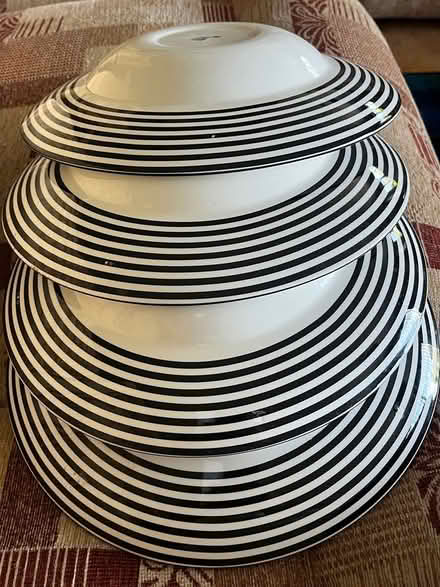 Photo of free Large serving dishes (Waterlooville PO7) #1