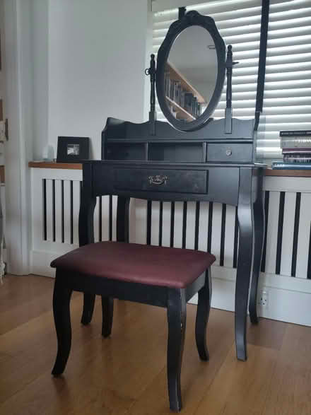 Photo of free Dressing Table/Vanity Unit Upcycle (Great Missenden, HP16) #1