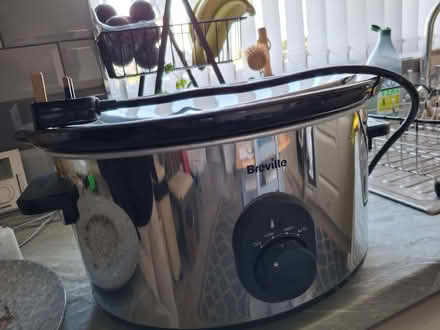 Photo of free Slow cooker (East Hartford NE23) #1
