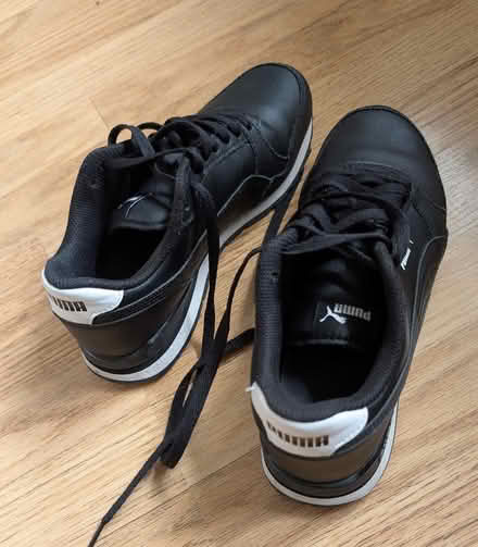 Photo of free Leather Puma trainers (Woodhall AL7) #3
