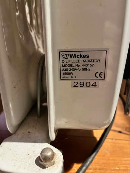 Photo of free Oil heater (TW12 - Hampton Hill) #1