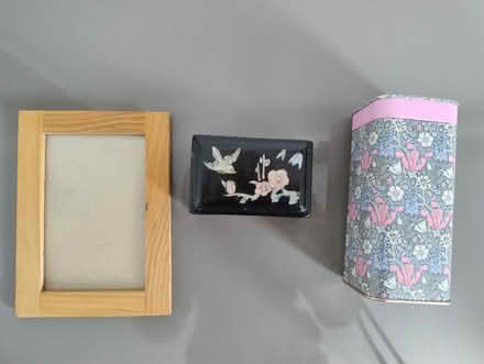 Photo of free Pretty tin, small box, photo frame (North Kensington W10) #1