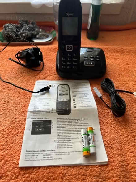 Photo of free LAN line phone and answer machine (Redhill Surrey RH1) #3
