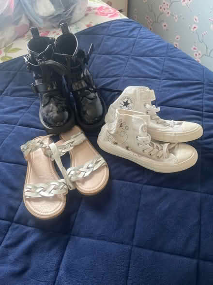 Photo of free Girl’s shoes size 2 (Kingsknowe EH14) #1