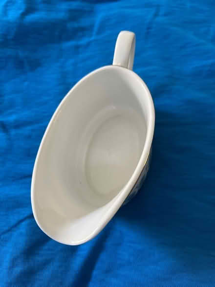 Photo of free Midwinter gravy boat (Battersea SW11) #2