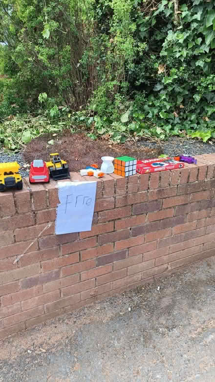 Photo of free Outdoor toys for toddlers/pre schoolers (Sutton Park DY11) #2