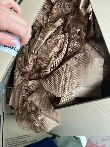 Photo of free Packing boxes & paper, bubble wrap (TF1) #3