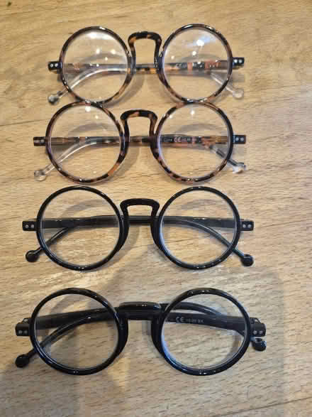 Photo of free Reading glasses (Warton LA5) #1