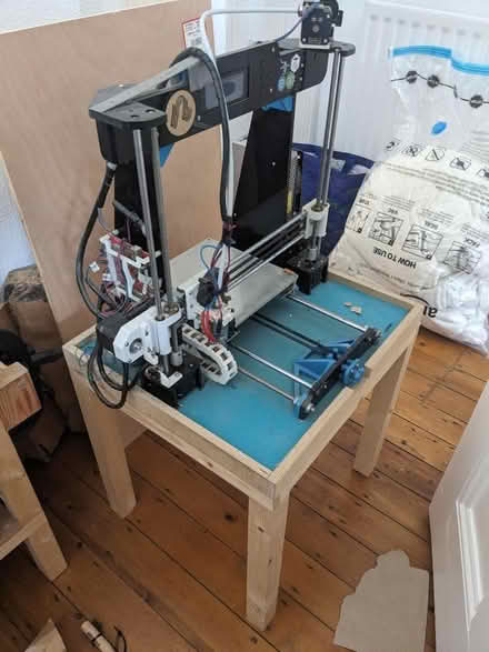 Photo of free 3D Printer and stand (Manchester Road, N15) #1