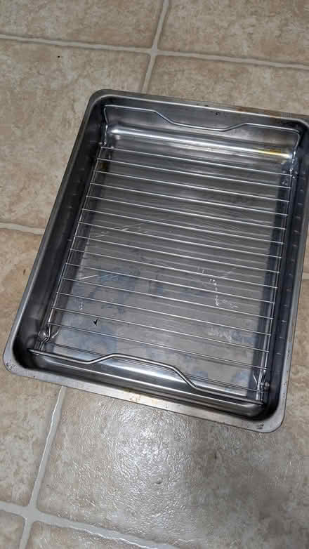 Photo of free Bakeware (Elkton Heights neighborhood) #4