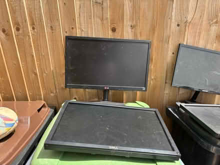 Photo of free Monitors (Colehill BH21) #1