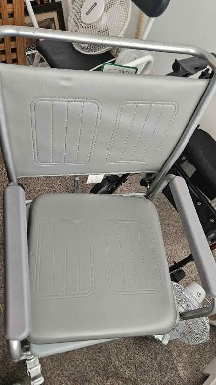 Photo of free Commode (Sutton HU8) #1