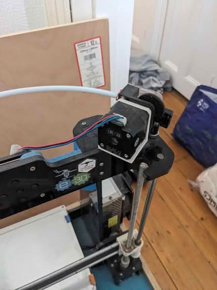 Photo of free 3D Printer and stand (Manchester Road, N15) #4