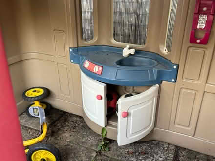 Photo of free 2 Step Kids Playhouse (Peterborough PE1) #2