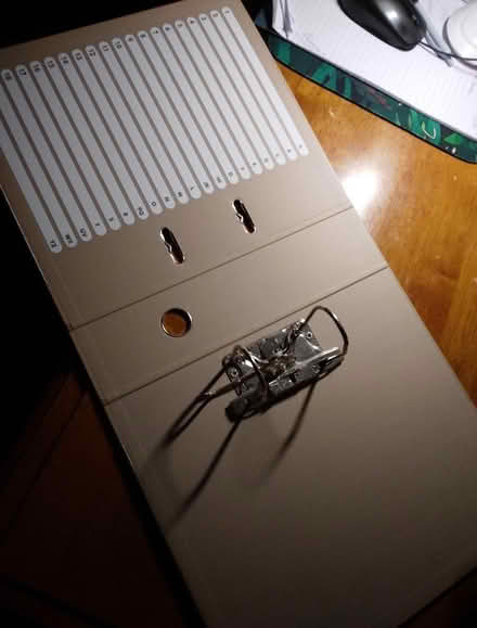 Photo of free lever arch file (south yardley B25) #1