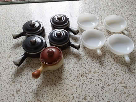 Photo of free Onion soup bowls (Bloor/West Mall) #1