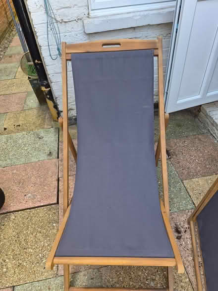 Photo of free 2 traditional folding deckchairs (Aldershot GU12) #1
