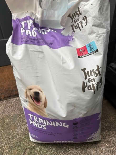 Photo of free Pet/puppy training pads (Oxford OX4) #1