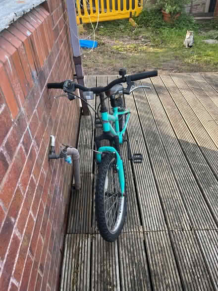 Photo of free Children’s Bike (OL8 2XQ) #2