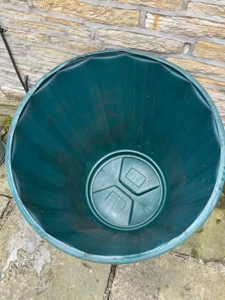 Photo of free Sturdy plastic compost bin (Birch Vale SK22) #3