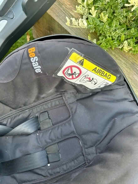 Photo of free Baby car seat with isofix base (Enfield) #2