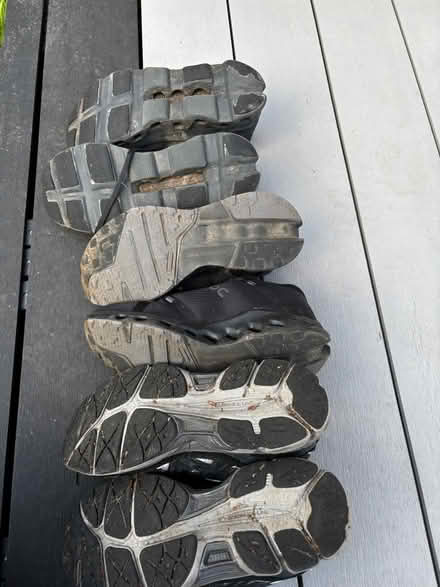 Photo of free Men’s size 8 trainers (G69) #2