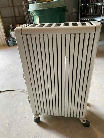 Photo of free Electric radiator (SY6) #4