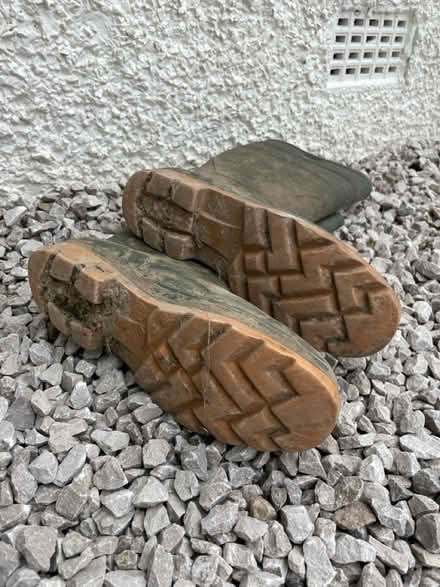 Photo of free Green wellies (LA11 Kents Bank) #2