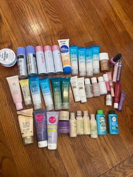 Photo of free Travel size beauty products (Ventura, Palo Alto) #1