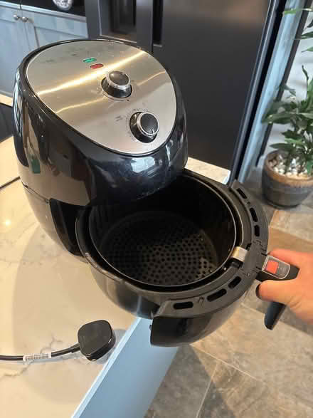 Photo of free Air fryer (Little Whelnetham) #2