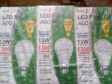 Photo of free Pack of 6 LED 1300 lumens light bulbs (Spotland Bridge OL12) #1