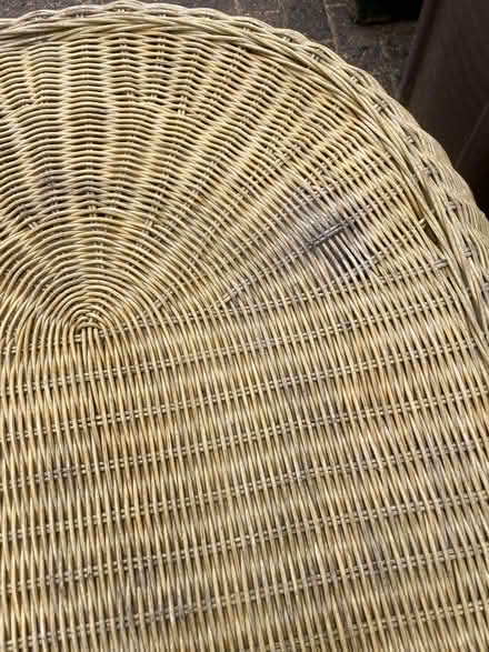 Photo of free Whicker table (AL2 / SG6) #2