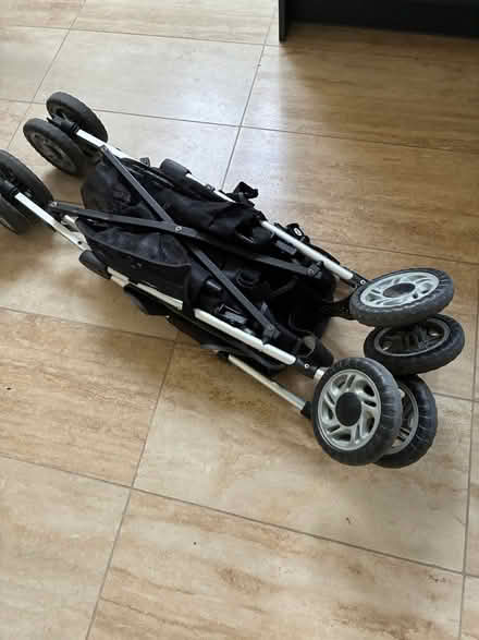Photo of free Kids Britax stroller (Sandycove) #2